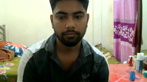 Snapshot of birbikrom104 chatting on June 8, 6:36 am birbikrom104 online show from June 8, 6:36 am