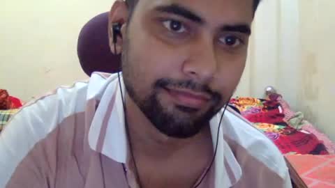 Snapshot of birbikrom104 chatting on June 27, 12:55 pm birbikrom104 online show from June 27, 12:55 pm