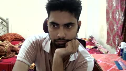 Snapshot of birbikrom104 chatting on June 28, 11:16 am birbikrom104 online show from June 28, 11:16 am