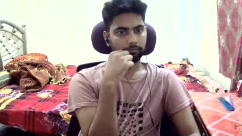 Snapshot of birbikrom104 chatting on July 2, 4:57 pm birbikrom104 online show from July 2, 4:57 pm