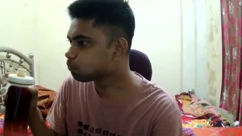 Snapshot of birbikrom104 chatting on July 7, 4:37 am birbikrom104 online show from July 7, 4:37 am