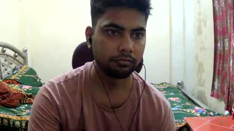 Snapshot of birbikrom104 chatting on July 16, 5:35 am birbikrom104 online show from July 16, 5:35 am