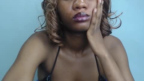 birdiexxslut online show from November 21, 7:23 pm