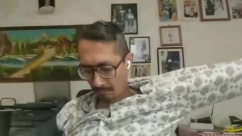 Manu O online show from October 14, 2:18 pm