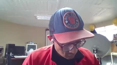 Snapshot of bisexmangenx chatting on May 14, 11:44 pm Manu O online show from May 14, 11:44 pm