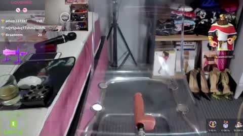 bisex woman online show from January 24, 11:23 pm