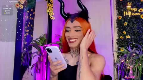 Snapshot of bitch_capelli chatting on October 26, 1:55 am .. .. online show from October 26, 1:55 am