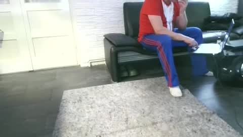 Snapshot of bitchnk chatting on December 22, 5:21 pm Bitchnk online show from December 22, 5:21 pm