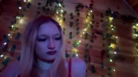 Snapshot of bittybeth chatting on November 13, 5:17 am Bethany online show from November 13, 5:17 am