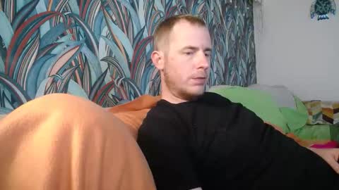 Snapshot of bizoukey15 chatting on September 12, 11:04 pm bizoukey15 online show from September 12, 11:04 pm