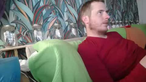 Snapshot of bizoukey15 chatting on October 2, 12:28 am bizoukey15 online show from October 2, 12:28 am