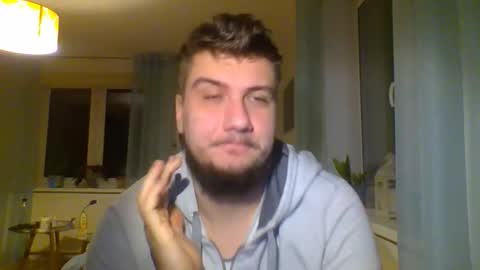 Snapshot of bjguyhugecock chatting on March 3, 1:01 am bjguyhugecock online show from March 3, 1:01 am