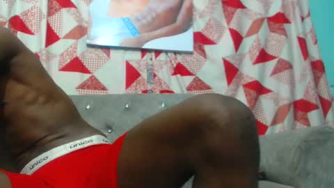 Snapshot of black30cmdick chatting on February 1, 1:02 am maquina online show from February 1, 1:02 am