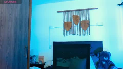 Snapshot of black_adams_ chatting on July 31, 9:14 pm black_adams_ online show from July 31, 9:14 pm