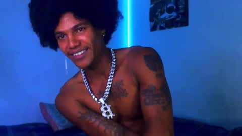 Snapshot of black_arthur chatting on May 13, 3:42 pm Black Arthur online show from May 13, 3:42 pm