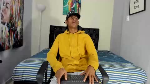 Snapshot of black_boy_22cm chatting on February 25, 2:36 am boy online show from February 25, 2:36 am