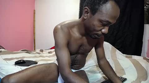 Snapshot of black_diamond_t chatting on December 1, 11:25 pm Black Diamond online show from December 1, 11:25 pm