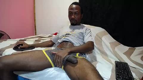 Snapshot of black_diamond_t chatting on December 3, 7:54 am Black Diamond online show from December 3, 7:54 am