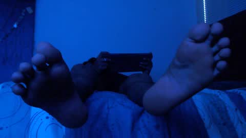 Black online show from December 14, 4:31 pm