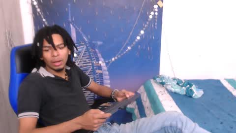 Black online show from December 23, 11:57 am