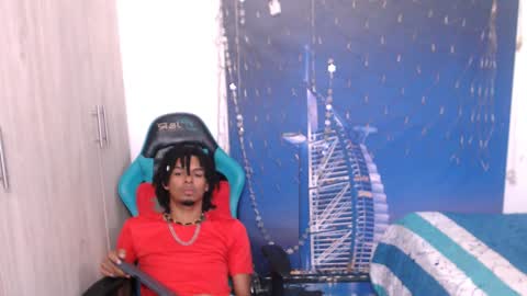 Black online show from December 27, 5:48 pm