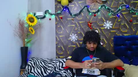 black_king_241 online show from November 22, 3:38 am