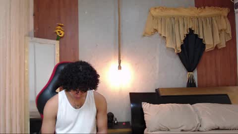 Snapshot of black_king_241 chatting on April 16, 11:51 pm black_king_241 online show from April 16, 11:51 pm