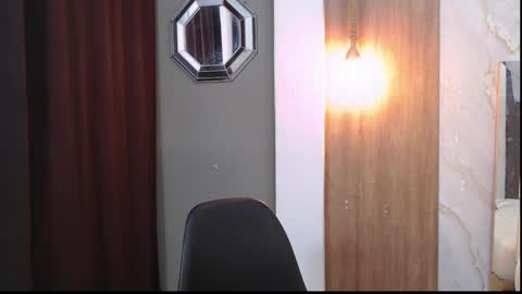 Snapshot of black_king_241 chatting on April 25, 12:35 am black_king_241 online show from April 25, 12:35 am