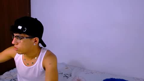 black_men9 online show from January 12, 5:23 am