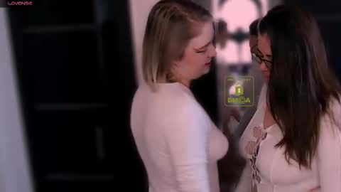 Sasha and Bella online show from March 18, 6:27 am