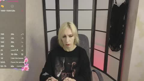Emily online show from May 2, 8:19 am