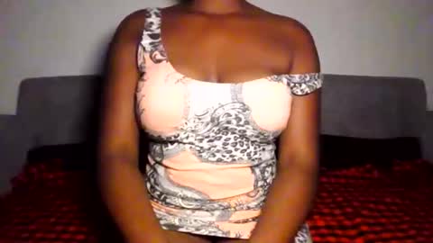 Snapshot of black_paanther chatting on June 6, 6:56 pm black_paanther online show from June 6, 6:56 pm