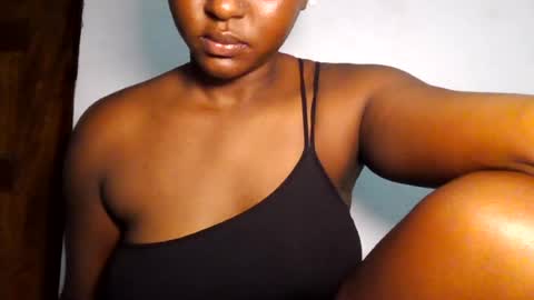 Snapshot of black_paanther chatting on June 26, 11:09 pm black_paanther online show from June 26, 11:09 pm