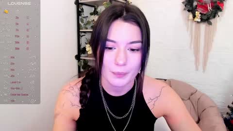 Mon Mon online show from December 22, 2:39 am