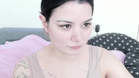 Snapshot of black_pant3r chatting on May 15, 3:57 am Mon Mon online show from May 15, 3:57 am