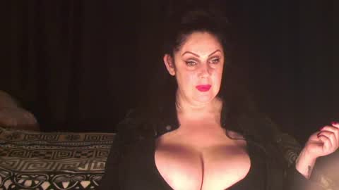 Snapshot of black_pearls chatting on March 30, 11:17 pm Sarah online show from March 30, 11:17 pm