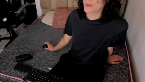 Snapshot of black_rose02 chatting on May 27, 11:29 am B L A C K R O S E online show from May 27, 11:29 am