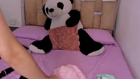 Snapshot of black_rose03 chatting on July 13, 11:35 am black_rose03 online show from July 13, 11:35 am