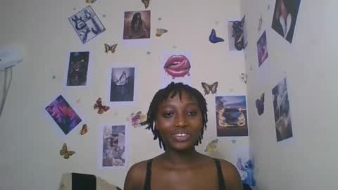 Snapshot of black_rosey chatting on January 17, 3:17 pm veraa online show from January 17, 3:17 pm