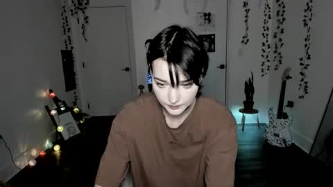 Snapshot of blackberryfizz chatting on December 17, 8:09 am Ella online show from December 17, 8:09 am