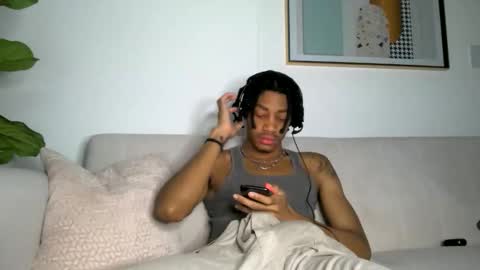 BlackBullTitus online show from December 2, 5:46 am