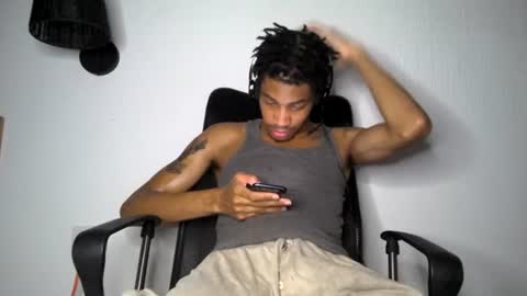 Snapshot of blackbulltitus chatting on June 24, 2:54 am BlackBullTitus online show from June 24, 2:54 am