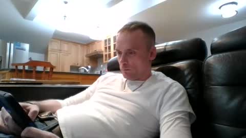 Snapshot of blackcat431956 chatting on May 26, 2:51 am blackcat431956 online show from May 26, 2:51 am