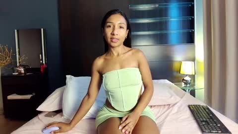 Snapshot of blackd0ll chatting on May 27, 6:10 am Angye online show from May 27, 6:10 am