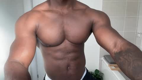 Snapshot of blackdaddygemini chatting on May 6, 4:56 pm Blackgeminidude online show from May 6, 4:56 pm