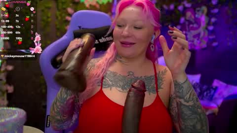 Snapshot of blackedbarbie chatting on September 28, 12:54 pm Alice online show from September 28, 12:54 pm