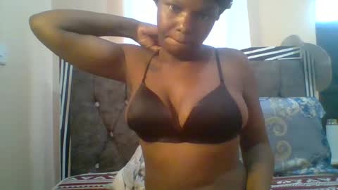 Snapshot of blackfinest chatting on June 11, 3:59 am blackfinest online show from June 11, 3:59 am
