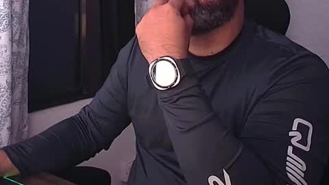 Snapshot of blackfirebird chatting on September 20, 3:40 am blackfirebird online show from September 20, 3:40 am