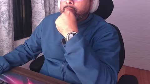 blackfirebird online show from December 22, 7:16 am