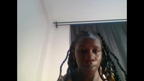 Snapshot of blackie_divaa chatting on May 20, 7:42 pm divaa online show from May 20, 7:42 pm